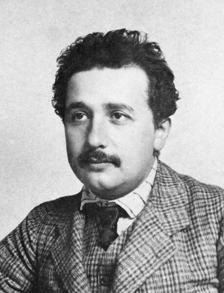 Файл:Альберт Эйнштейн, Берн 1905.jpg