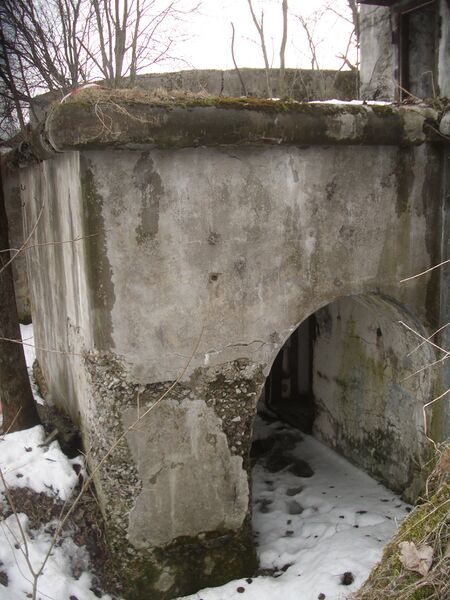 Файл:Сквозник вид сбоку.JPG
